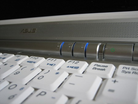 Asus S6FM-1P039E detail