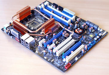 Asus Striker Extreme - cooling